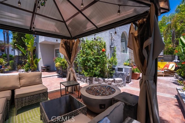 Detail Gallery Image 5 of 44 For 27766 Emerald #4,  Mission Viejo,  CA 92691 - 2 Beds | 2/1 Baths