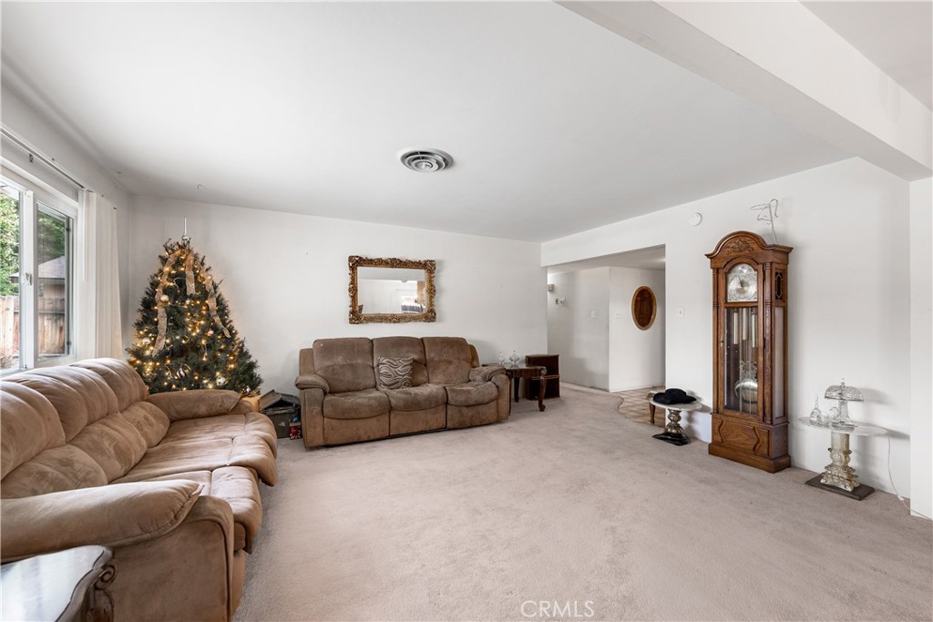 MLS #SR25276813 image #9