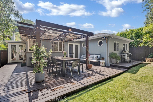2527 Canyon Drive, Los Angeles CA: https://media.crmls.org/medias/7de3584e-9b79-4b9d-989f-e7fe92c9112d.jpg