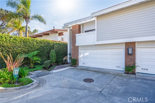 Detail Gallery Image 31 of 44 For 1033 Bayside Cove #106,  Newport Beach,  CA 92660 - 2 Beds | 2/1 Baths