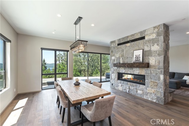 Detail Gallery Image 17 of 57 For 176 Mill Pond, Lake Arrowhead,  CA 92352 - 3 Beds | 2/1 Baths