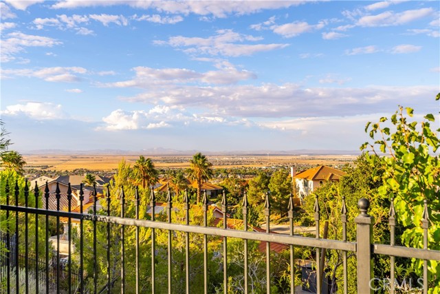 Detail Gallery Image 57 of 72 For 41432 Terrazzo Dr, Palmdale,  CA 93551 - 4 Beds | 3 Baths