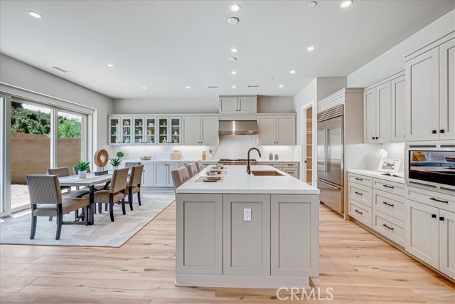 100 Bozeman, Irvine CA: https://media.crmls.org/medias/7de4a2b5-dc20-48c8-9387-bed993e45cd6.jpg