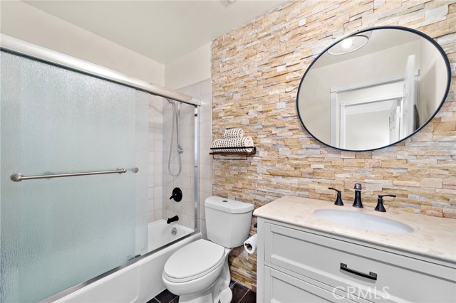 Detail Gallery Image 24 of 51 For 10763 El Centro Avenue, Fountain Valley,  CA 92708 - 5 Beds | 2/1 Baths