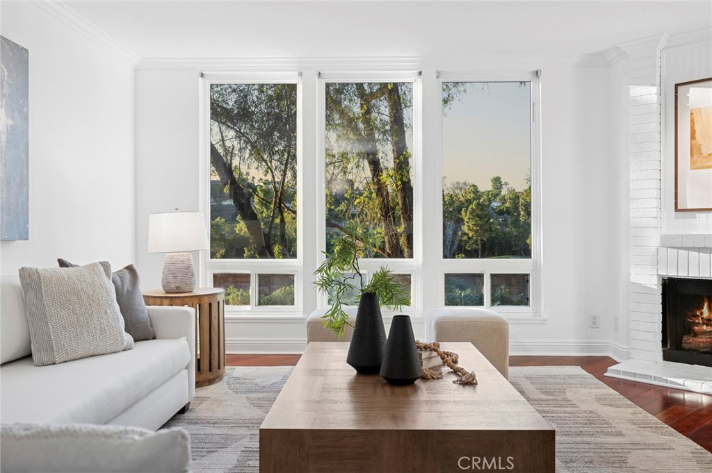 MLS #OC25243324 image #18