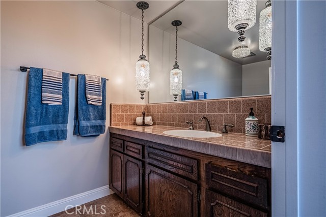 Detail Gallery Image 43 of 75 For 23256 Gray Fox Dr, Canyon Lake,  CA 92587 - 3 Beds | 3 Baths