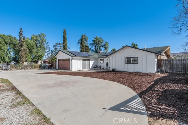 3977 Center Ave, Norco, CA 92860