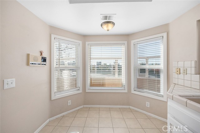 Detail Gallery Image 8 of 26 For 22845 Orchid Creek, Lake Forest,  CA 92630 - 2 Beds | 2 Baths