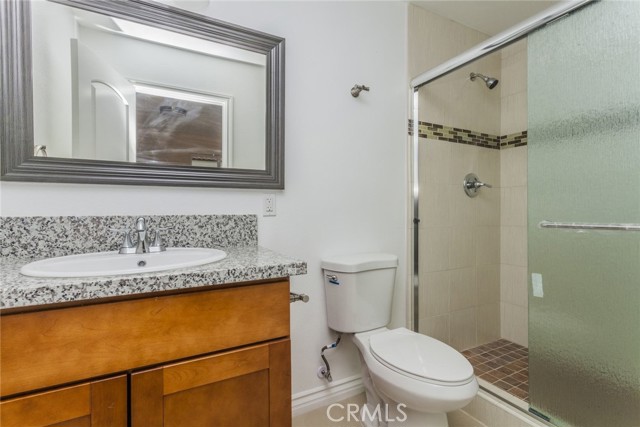 Detail Gallery Image 5 of 6 For 3622 1/2 W Hazard Ave, Santa Ana,  CA 92703 - 2 Beds | 1/1 Baths