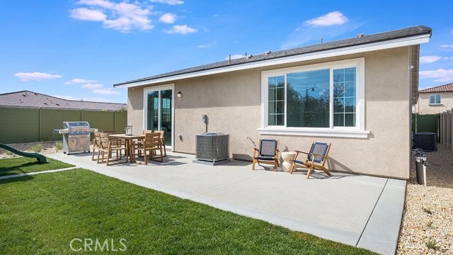 Detail Gallery Image 17 of 22 For 17810 Mckenzie Ct, Hesperia,  CA 92345 - 3 Beds | 2 Baths