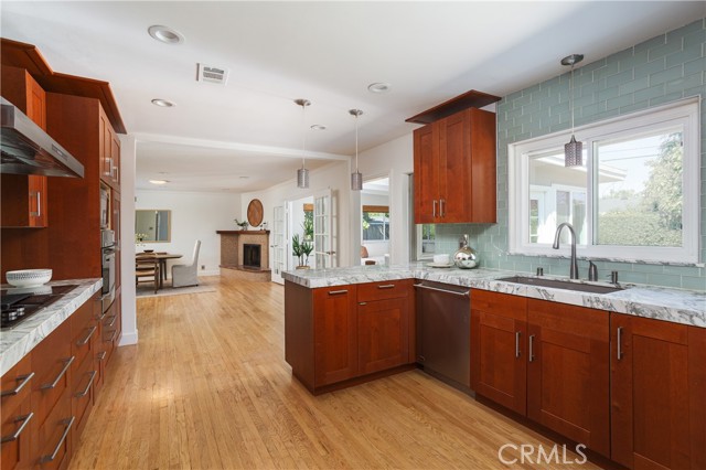 Detail Gallery Image 12 of 33 For 13422 Flint Dr, Santa Ana,  CA 92705 - 3 Beds | 2/1 Baths