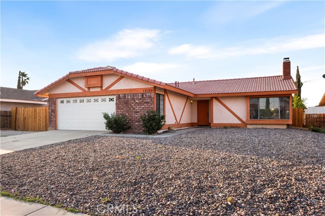 Detail Gallery Image 4 of 39 For 15164 Mesquite Ave, Victorville,  CA 92394 - 3 Beds | 2 Baths