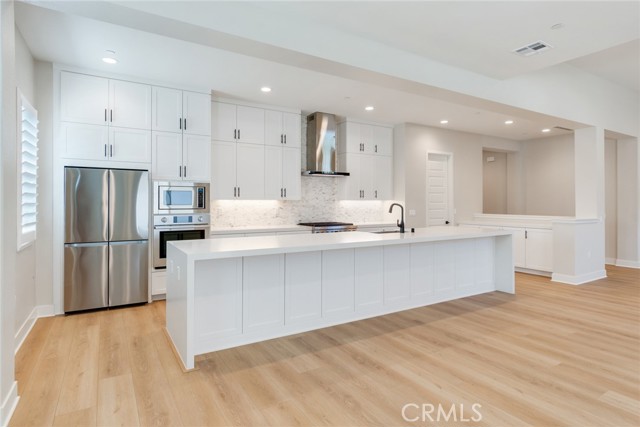 Detail Gallery Image 22 of 26 For 6548 Canyon Oaks Dr, Simi Valley,  CA 93063 - 4 Beds | 3/1 Baths