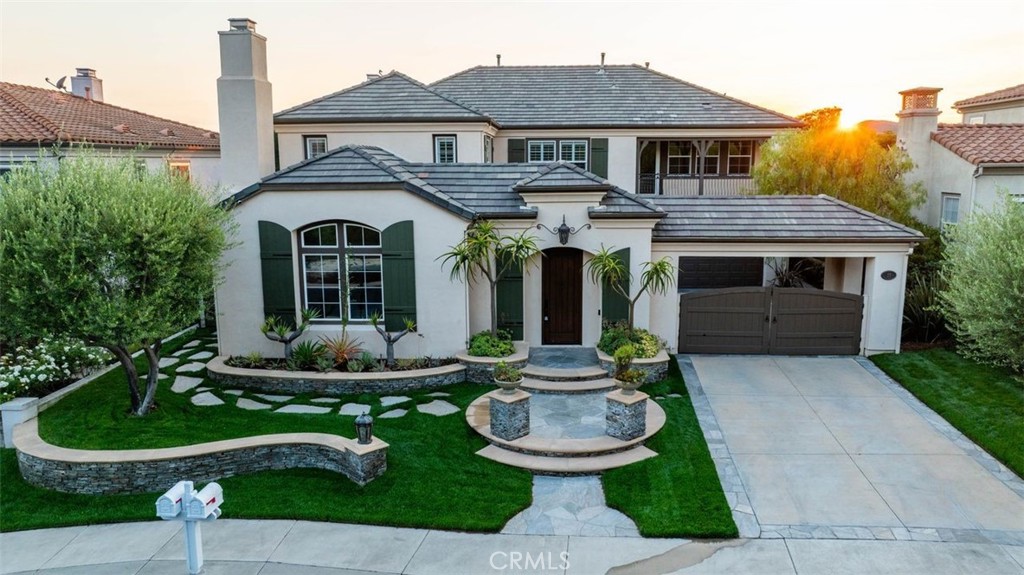 11 River Rock Drive