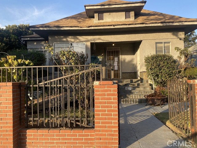 847 E 27th Street, Los Angeles, CA, 90011 847 E 27th Street, Los Angeles, CA, 90011