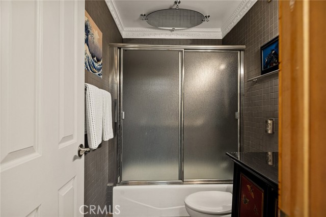 Detail Gallery Image 28 of 50 For 971 Grass Valley, Lake Arrowhead,  CA 92352 - 3 Beds | 4 Baths