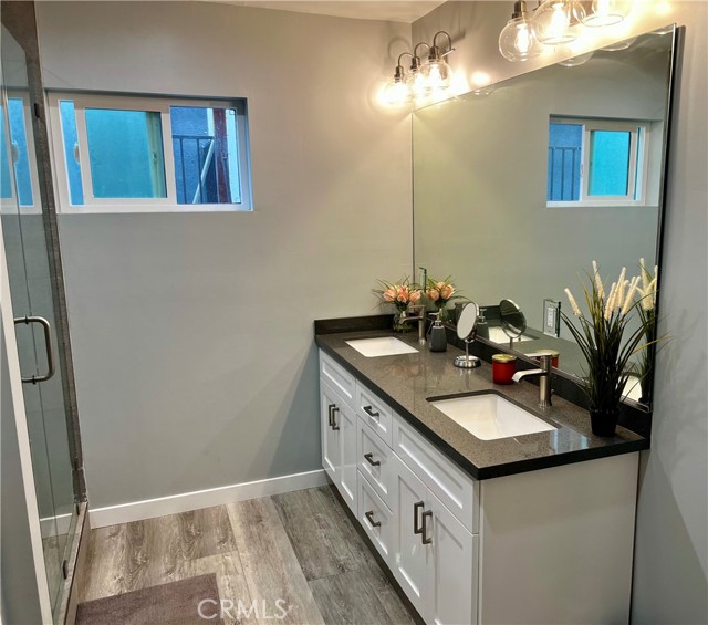 1514 E Maple Avenue, El Segundo CA: https://media.crmls.org/medias/7de776f2-2f3f-4db7-b458-d2ddba00adbe.jpg