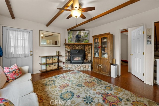 Detail Gallery Image 8 of 30 For 1044 Sierra Ave, Big Bear City,  CA 92314 - 3 Beds | 1 Baths