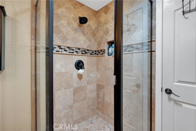 12958 Ranchero Road, Oak Hills CA: https://media.crmls.org/medias/7de89bb2-caa2-4421-8e7c-b37cb6a87407.jpg