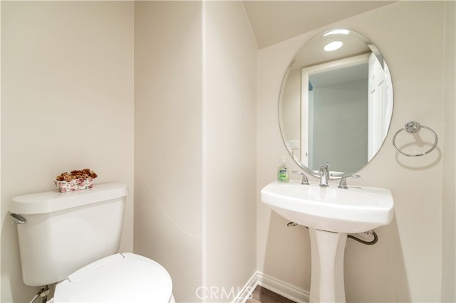 Detail Gallery Image 22 of 32 For 2828 Ballesteros Ln, Tustin,  CA 92782 - 3 Beds | 2/1 Baths