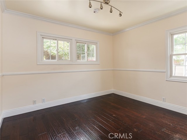404 Kansas Street, El Segundo CA: https://media.crmls.org/medias/7de9732b-9639-486e-9151-a6626e55f0a4.jpg