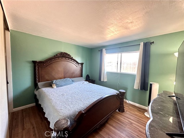 Detail Gallery Image 6 of 11 For 2388 W Oakland Ave, Hemet,  CA 92545 - 2 Beds | 1 Baths