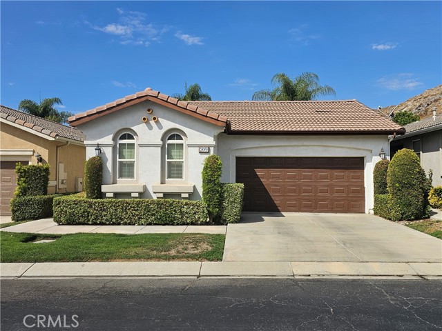 Detail Gallery Image 1 of 16 For 209 Furyk Way, Hemet,  CA 92545 - 2 Beds | 2 Baths