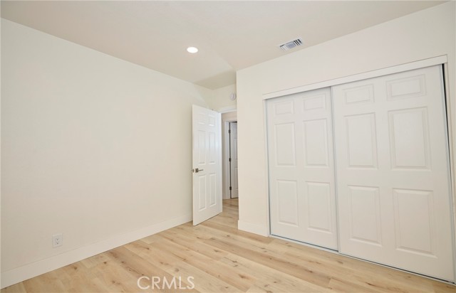 6001 De La Vista, Jurupa Valley CA: https://media.crmls.org/medias/7dea3977-73dd-4610-842c-7503511f85a1.jpg