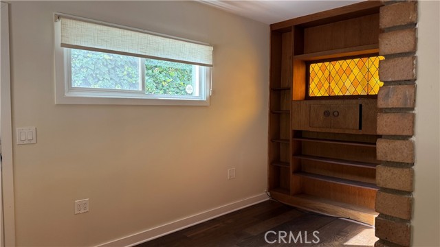 Detail Gallery Image 9 of 31 For 2248 E Chevy Chase, Glendale,  CA 91206 - 3 Beds | 3 Baths