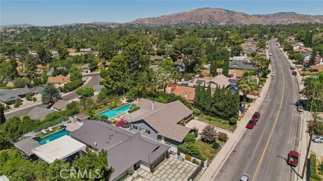 Detail Gallery Image 41 of 42 For 12131 Woodley Ave, Granada Hills,  CA 91344 - 4 Beds | 2/1 Baths
