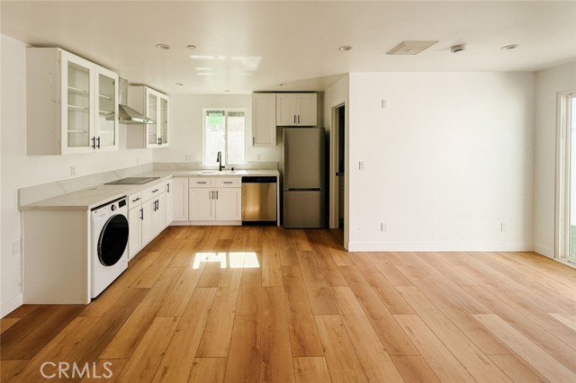 Image 16 of 19 For 7909 Aldea Avenue