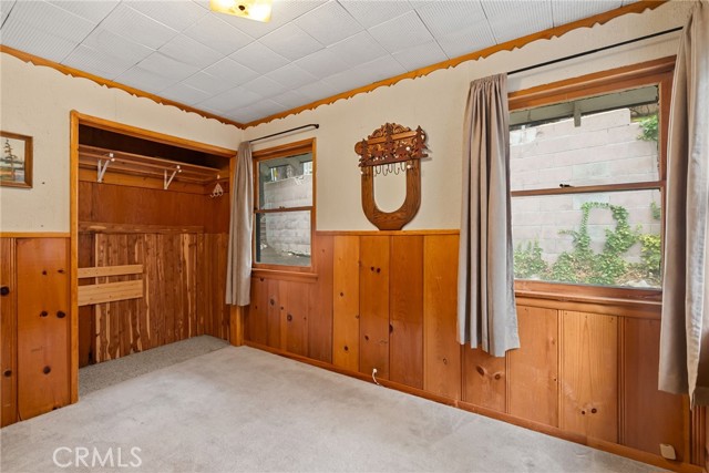 31669 Panorama, Running Springs, CA 92382