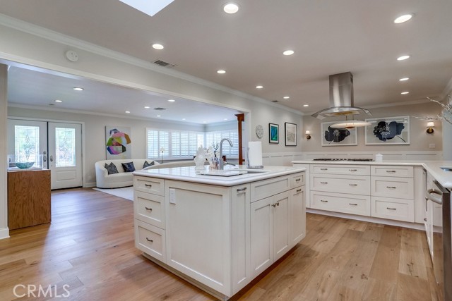 4 Saddlehorn Lane, Rolling Hills Estates, California 90274, 5 Bedrooms Bedrooms, ,4 BathroomsBathrooms,Residential,Sold,Saddlehorn,PV22070454