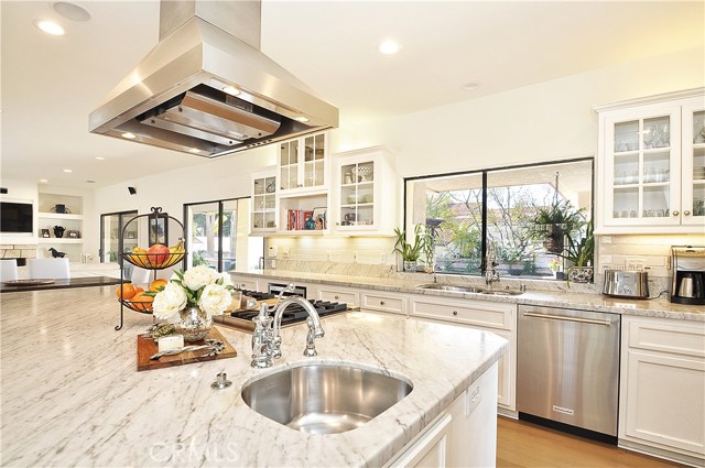 2718 Via Victoria, Palos Verdes Estates, California 90274, 7 Bedrooms Bedrooms, ,5 BathroomsBathrooms,Residential,Sold,Via Victoria,PV17003282 2718 Via Victoria, Palos Verdes Estates, California 90274, 7 Bedrooms Bedrooms, ,5 BathroomsBathrooms,Residential,Sold,Via Victoria,PV17003282