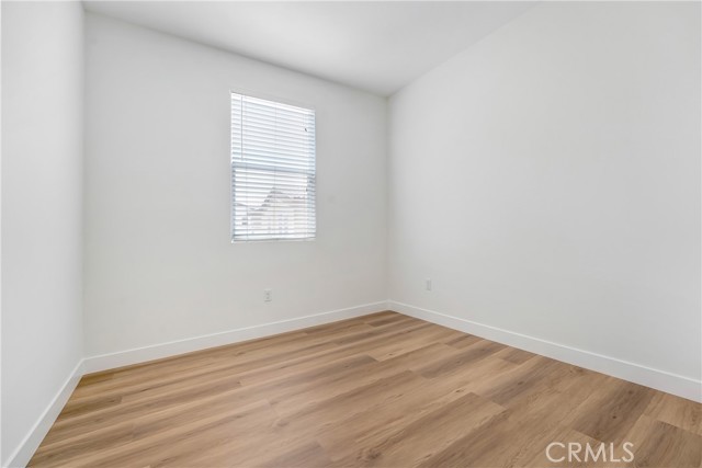 Detail Gallery Image 14 of 25 For 281 N Mar Vista Ave #23,  Pasadena,  CA 91106 - 3 Beds | 2/1 Baths