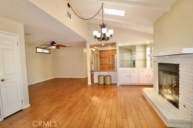 property-img