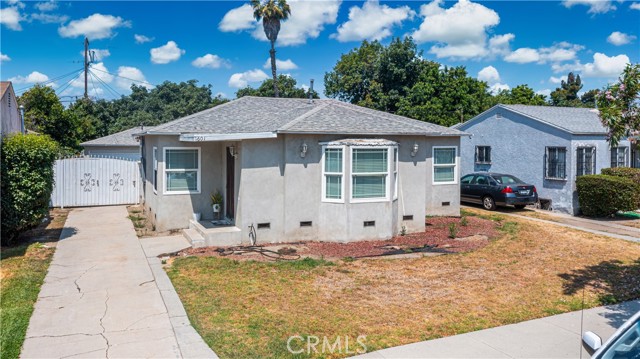 601 S Pearl Avenue, Compton CA: https://media.crmls.org/medias/7dee3883-39be-4c44-8626-8ce526ee6b68.jpg