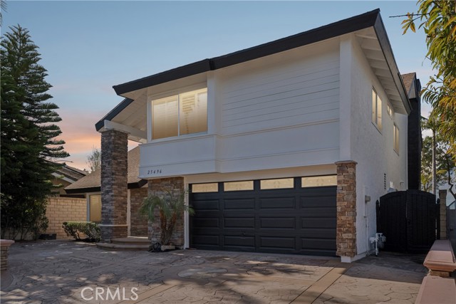 Detail Gallery Image 3 of 50 For 25496 Coral Wood, Lake Forest,  CA 92630 - 5 Beds | 3 Baths