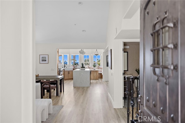 Detail Gallery Image 16 of 67 For 317 Calle Felicidad, San Clemente,  CA 92672 - 5 Beds | 3/1 Baths