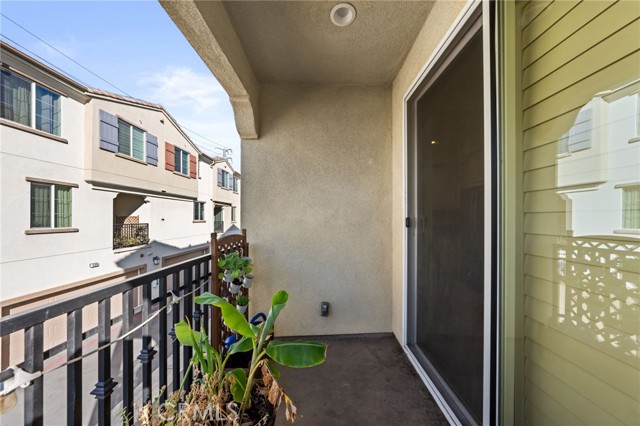 Detail Gallery Image 13 of 29 For 144 Dorsett Ave, Upland,  CA 91786 - 2 Beds | 2/1 Baths