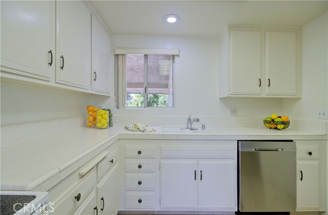 Detail Gallery Image 16 of 59 For 3033 via Vista #P,  Laguna Woods,  CA 92637 - 2 Beds | 2 Baths