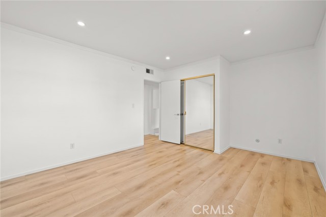 Detail Gallery Image 28 of 45 For 5017 Cartwright #3,  North Hollywood,  CA 91601 - 4 Beds | 2/1 Baths