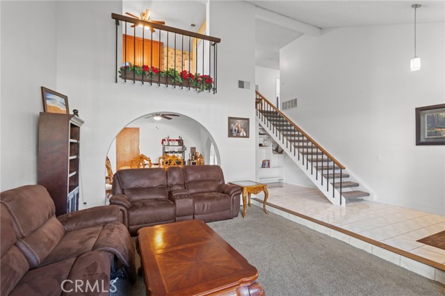 Detail Gallery Image 6 of 47 For 6801 Rycroft, Riverside,  CA 92506 - 4 Beds | 2/1 Baths