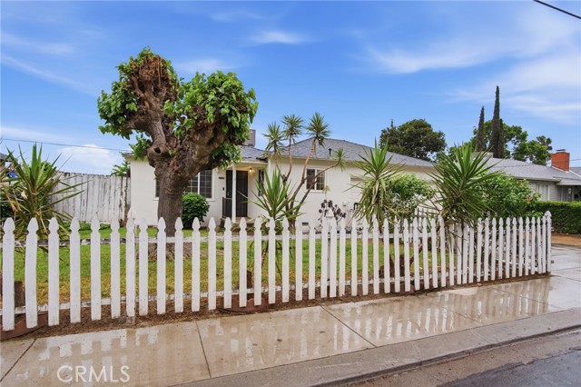 Detail Gallery Image 6 of 26 For 2728 Garrison St, Ceres,  CA 95307 - 3 Beds | 1 Baths