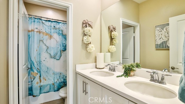 Detail Gallery Image 26 of 45 For 4693 Holly Ave, Long Beach,  CA 90805 - 3 Beds | 2/1 Baths