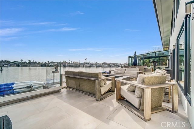 Detail Gallery Image 42 of 58 For 16412 Ardsley Cir, Huntington Beach,  CA 92649 - 4 Beds | 3/1 Baths