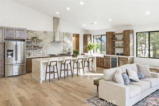 Image 3 of 75 For 455 Tanglewood