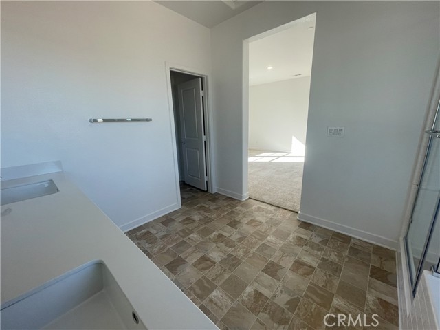 Detail Gallery Image 16 of 21 For 2591 Pheasant Way, Ontario,  CA 91761 - 4 Beds | 2/1 Baths
