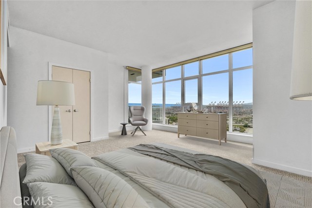 411 W Seaside Way, Long Beach CA: https://media.crmls.org/medias/7df553bb-7293-447b-a9ac-9d38eb06a8f3.jpg