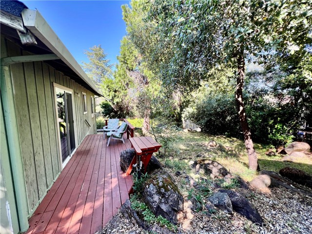 10431 Edgewater Drive, Kelseyville CA: https://media.crmls.org/medias/7df600ef-397f-4a55-ac03-3ef45634ec89.jpg
